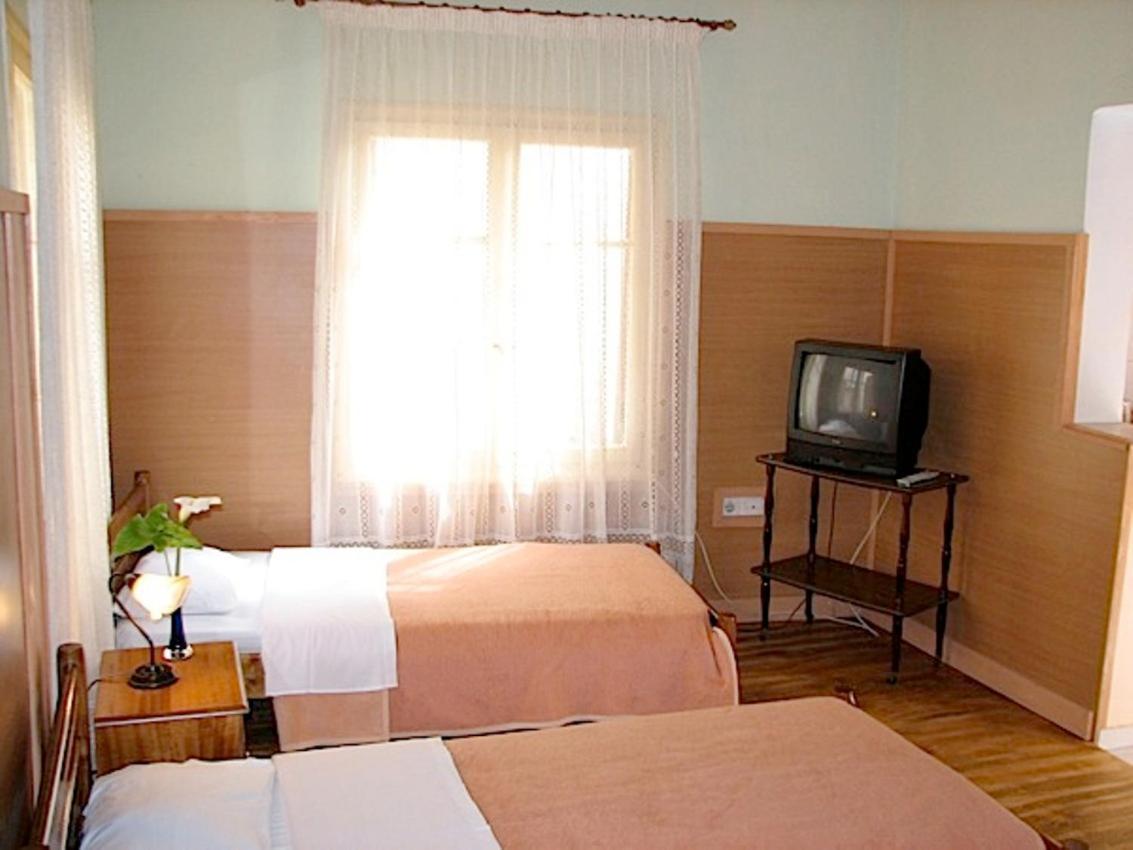 Earini Rooms And Apartments Chania  Eksteriør billede