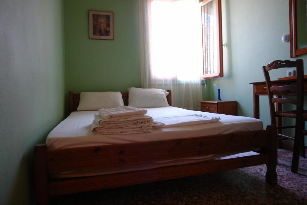 Earini Rooms And Apartments Chania  Værelse billede